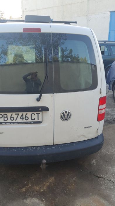 Фолсваген Кади 2012 год. 2.0 бензин bsx