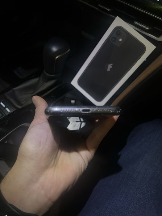 Продам IPhone 11 128gb