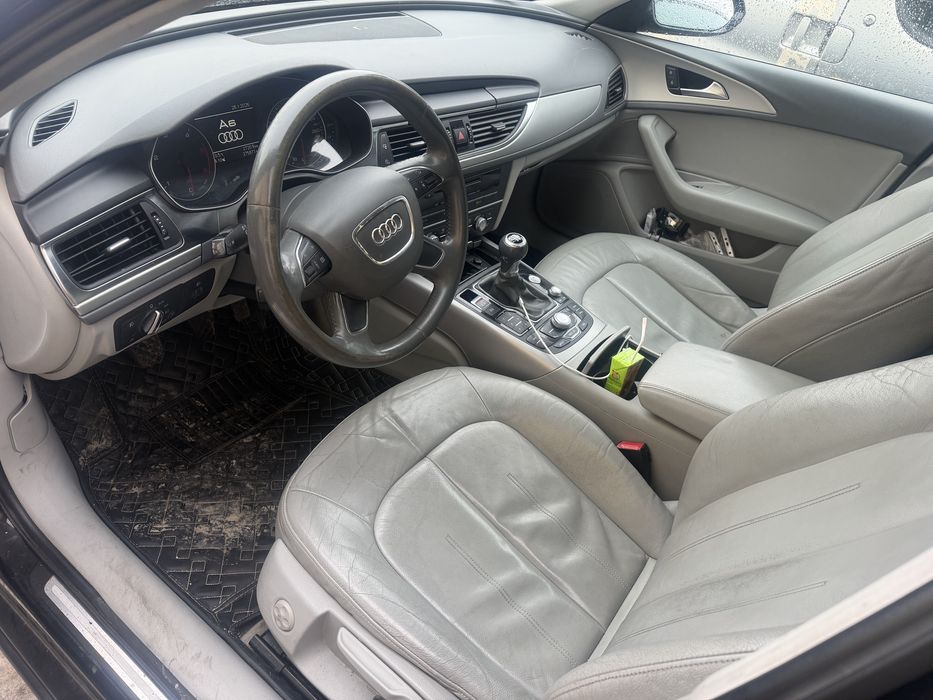 Vand sau schimb cu SUV Audi a6 4g c7
