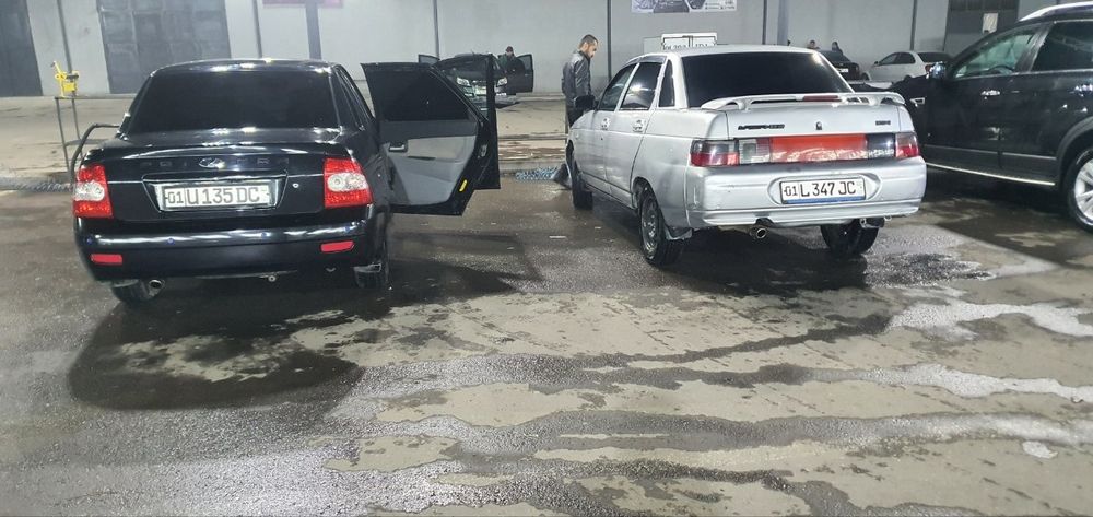 Лада 21 10 8кл..