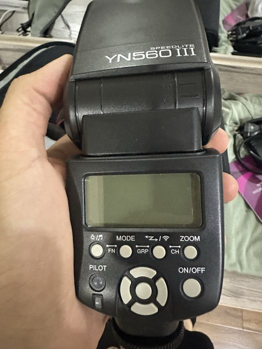 Продам свой фотоаппарат / Canon 800 EOS