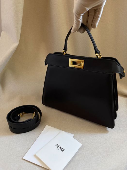 In stoc- Geanta fendi peekaboo piele naturala