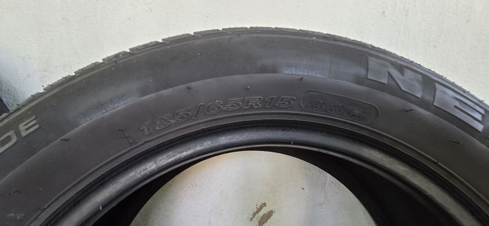 Летние шины Nexen 185/65/R15.
