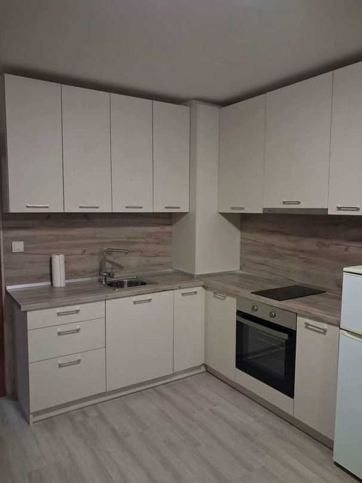 Двустаен ап. под наем в кв. Редута