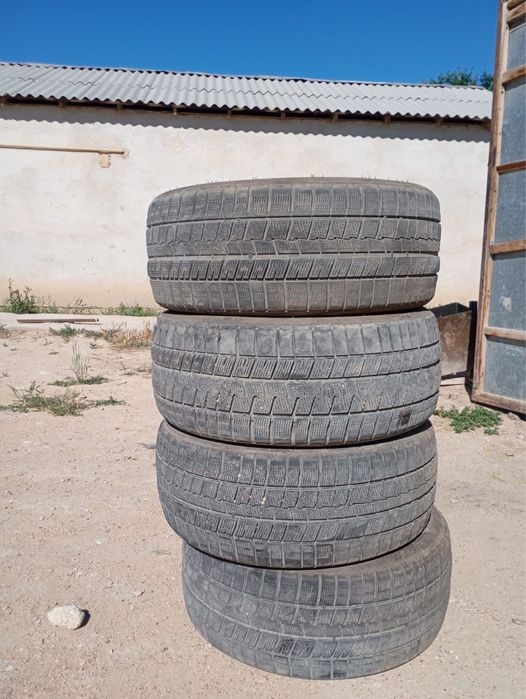 Шины зимний  225/45R17