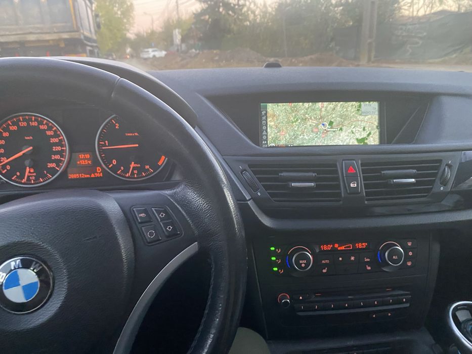 BMW X1 2012 — imagine 5