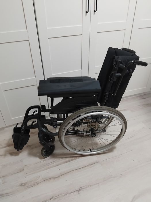 Scaun dus scaun wc,  baie, scaun rulant  dizabilitati/handicap