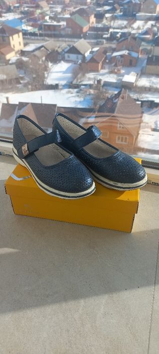 Туфли на девочку