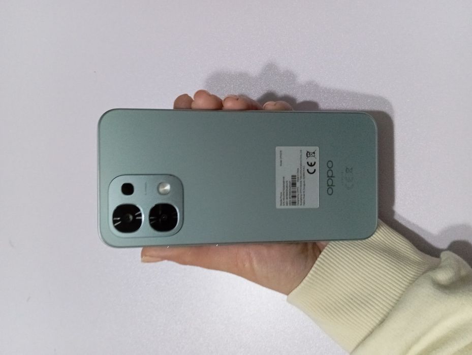 De vânzare Oppo A6 Pro 5G