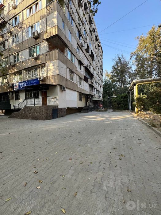 ОФИС на 60 м2 , ул Афросиаб, между метро Космонавтов и метро Ойбек