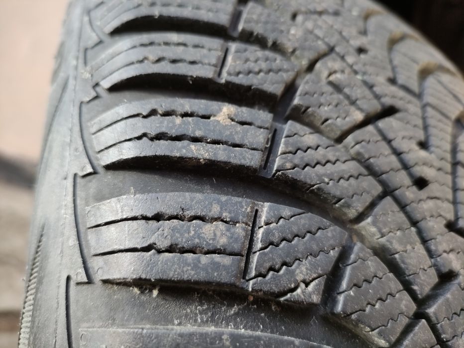 Vând roti passat 205.55.16