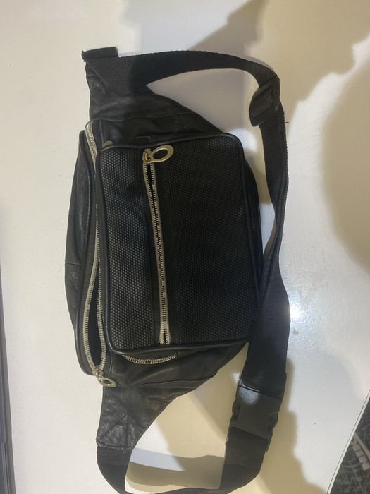 Кожена черна чанта