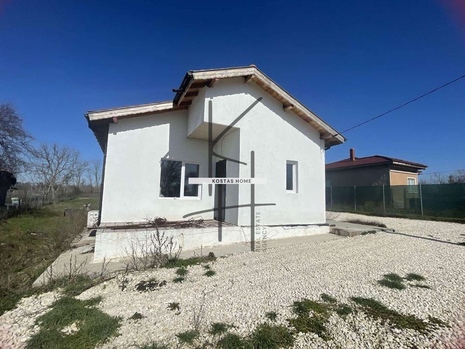 Къща в Добрич, област-с.Росеново площ 78 цена 105000