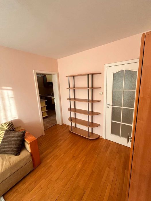 Дава се под наем Тристаен апартамент в София, Младост 1 - 89 кв.м за 747.66 € - Снимка #4