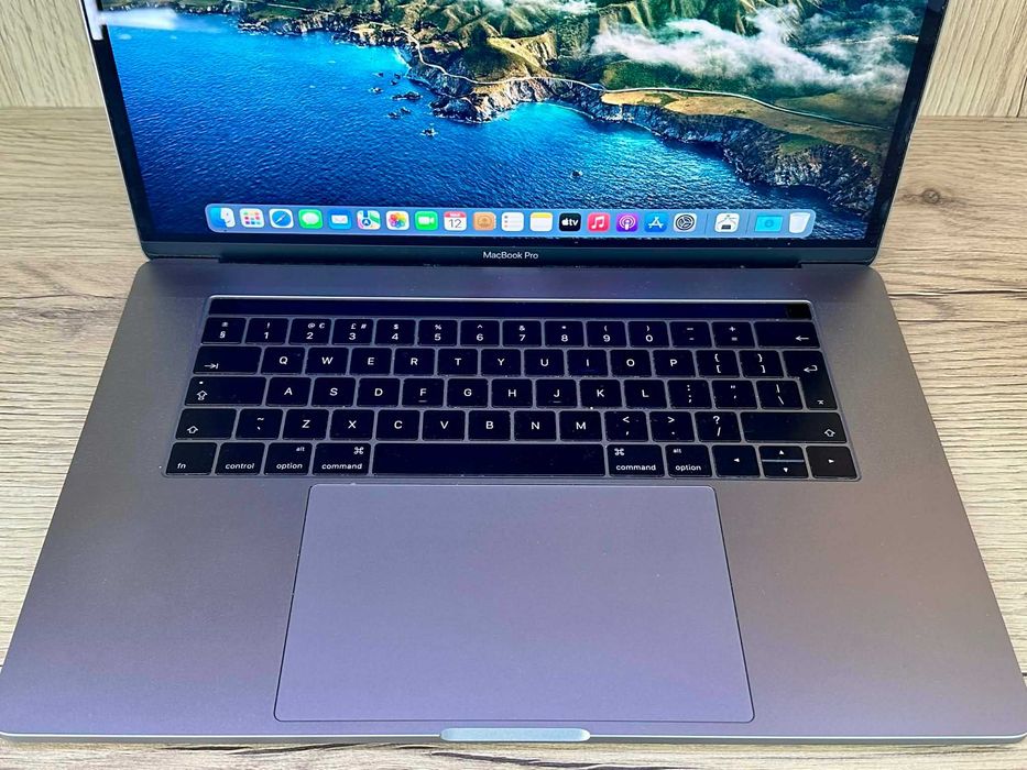 Лаптоп Apple MacBook 15-inch 2016 A1707