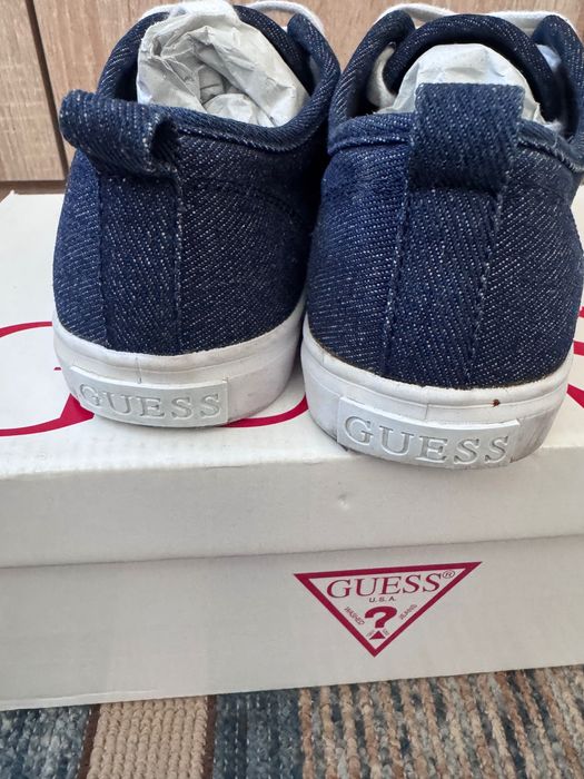 Кецове/сникърси Guess 36