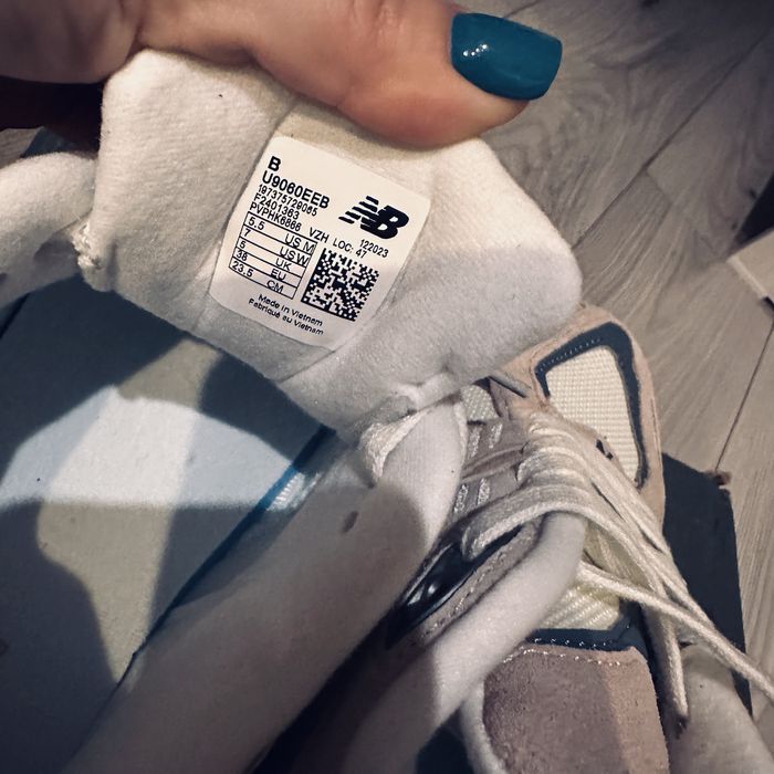 New Balance 9060 noi 38