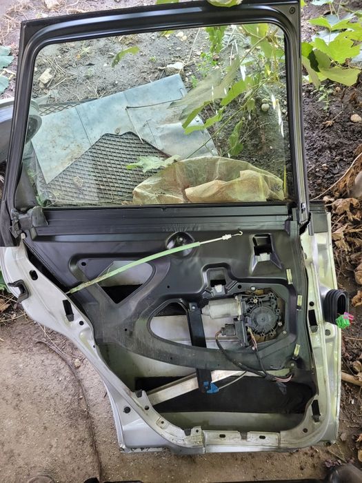 Врати за ауди а3