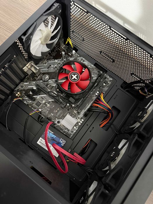 PC Gaming / Office AMD Ryzen 5 PRO 4650G – RGB, SSD