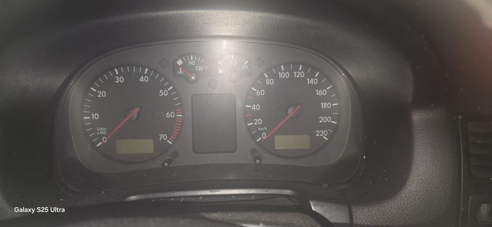 VW Bora 2.3 Vr5 150кс комби На части