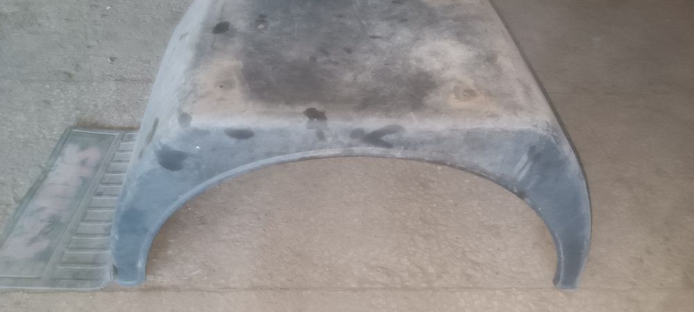 Мерседес 814 крылья задние