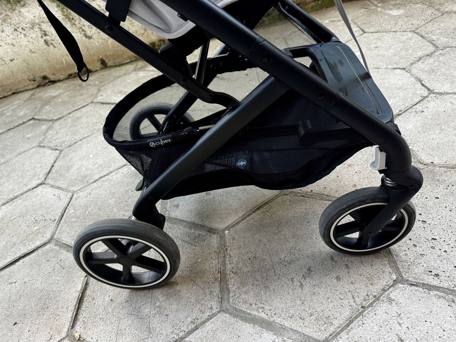 Бебешка количка Cybex Beezy