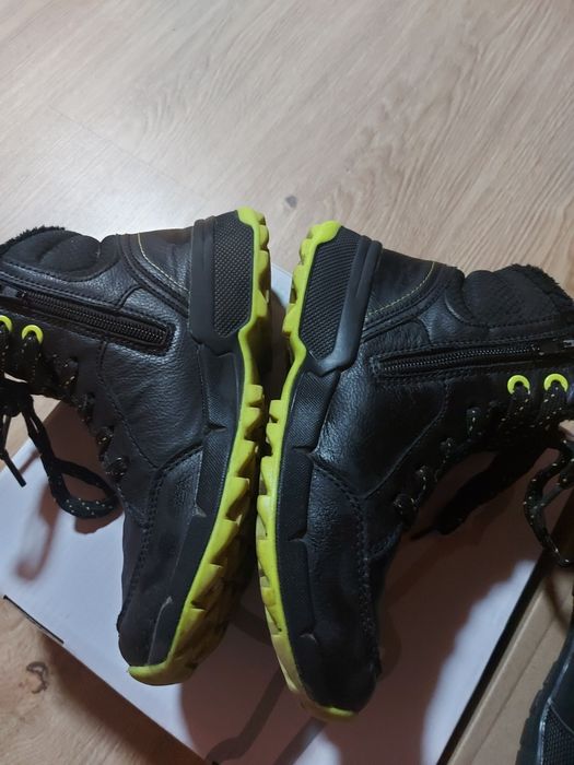 Детски боти 32 и 33 номер