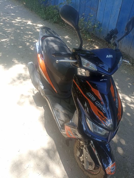 Скутер м8 продам