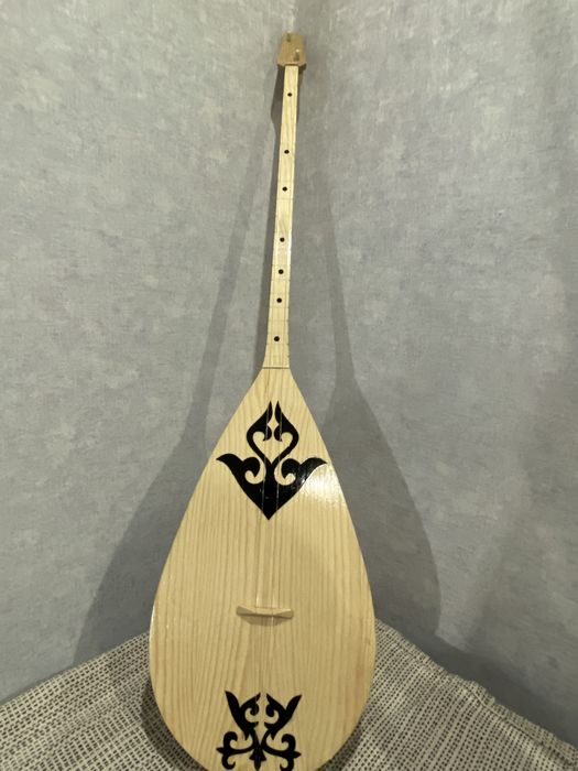 Продам домбры ручной работы