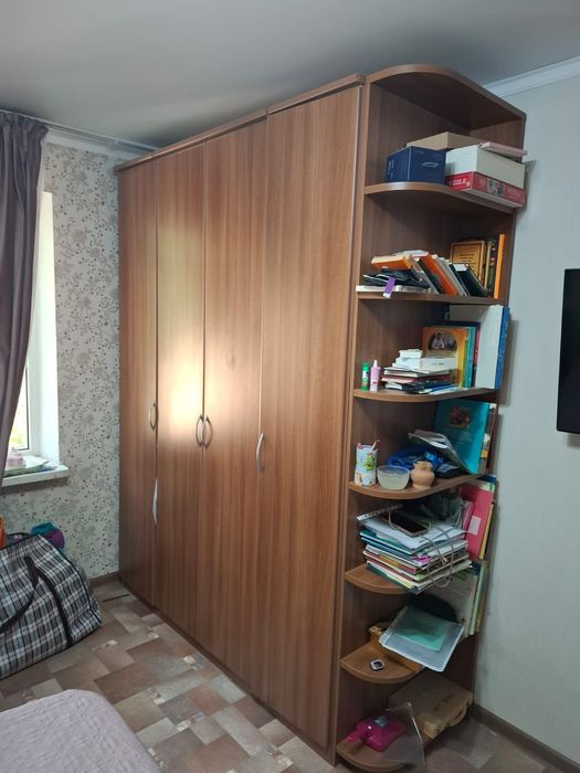 Продам спальный гарнитур
