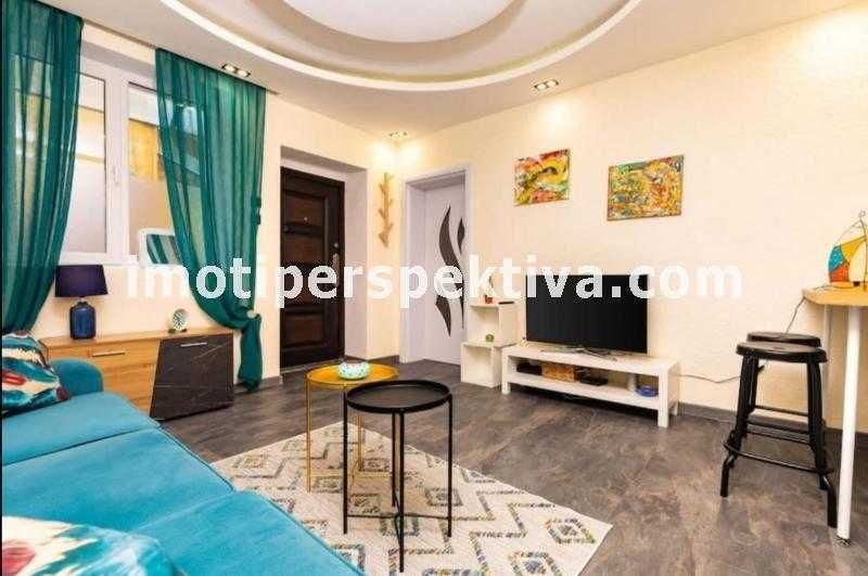 Продава се Двустаен апартамент в Пловдив, Център - 52 кв.м за 3077 €/кв.м - Снимка #1