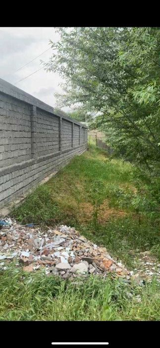 Продам землю 6соток Селекция Кибрай вдоль речки Бозсу фасад=40м