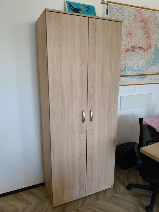 Mobilier complet birou – 7 birouri + 7 scaune + 2 dulapuri