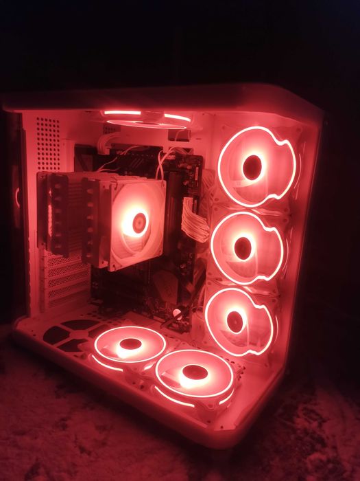 Pc Gaming High End Ryzen 7 7800x3d, 32Gb DDR5, fără Placa video