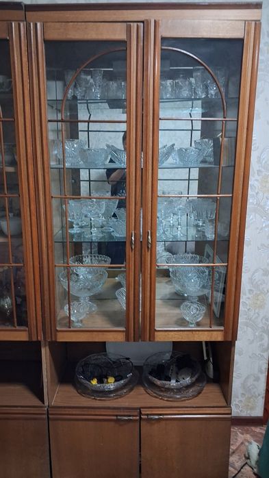 Сервант для посуды