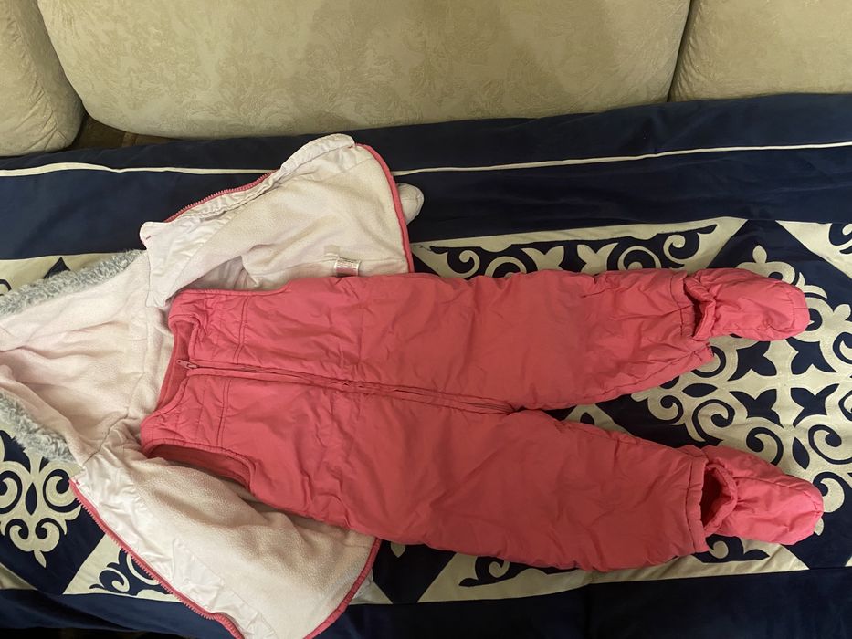 Куртка и комбинезон для девочек