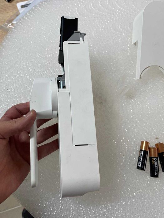 Mâner fereastra inteligent ABUS WINTECTO One Window Drive, uși de balcon și de terasă, cu funcție de alarmă, instalare ușoară fără găurire