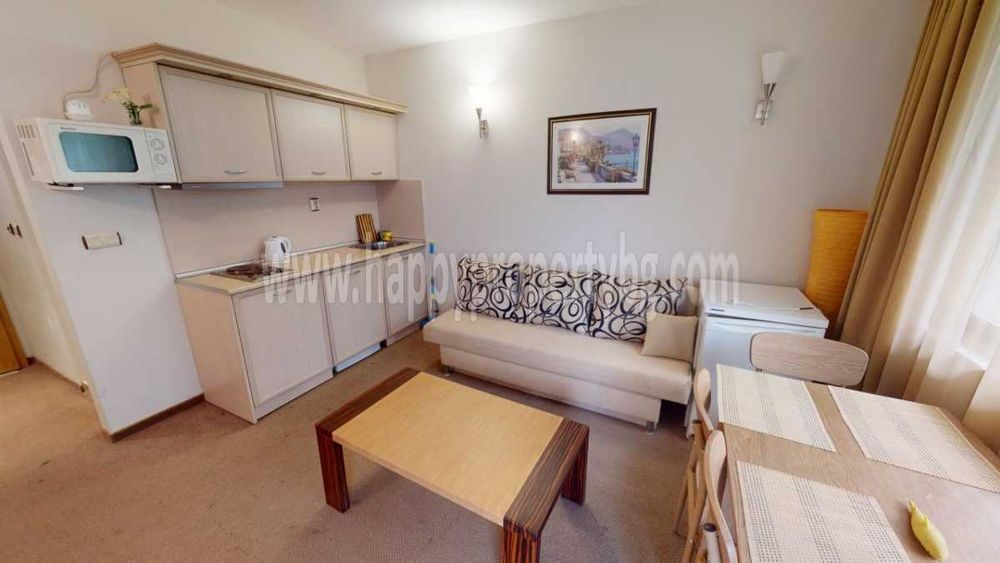 Продава се Двустаен апартамент в к.к. Слънчев бряг - 56 кв.м за 983 €/кв.м - Снимка #1