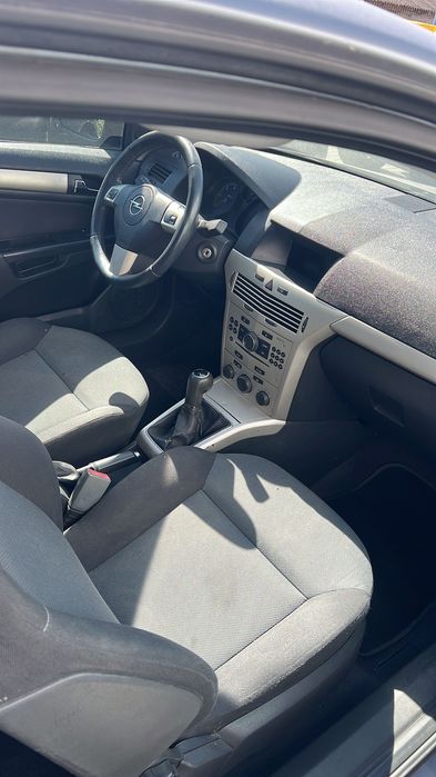 Vând Opel Astra H 1.7 cdti 2007