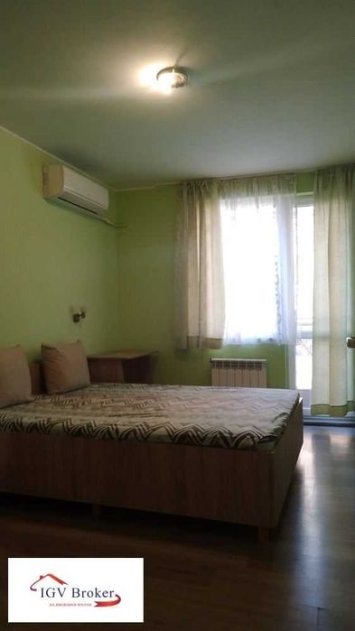 Двустае апартамент в кв Банишора