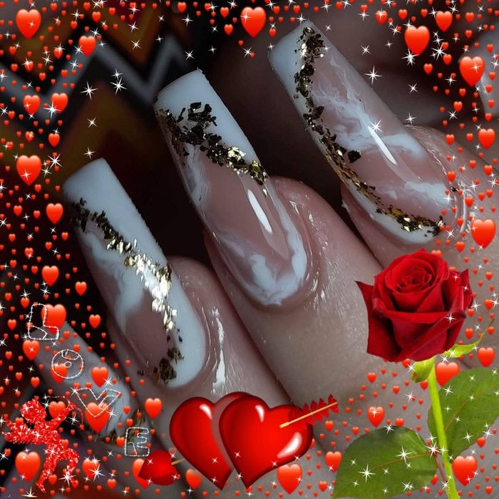 Unghii cu gel zona Balada