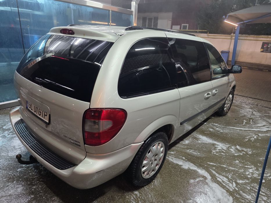 Chrysler voyager 7 locuri
