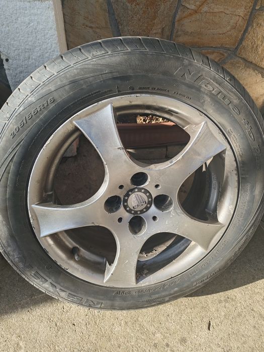 Продавам джанти 16" 4х114.3 централен отвор 70мм