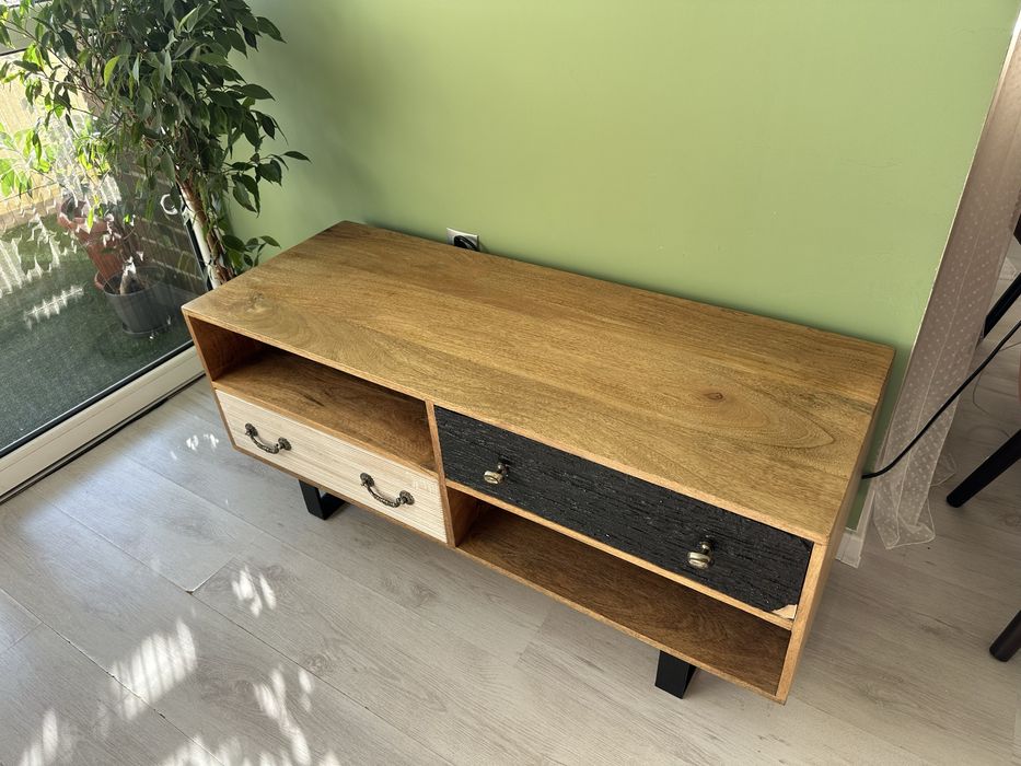 ТВ ШКАФ МАСИВ 118/45/50 СМ