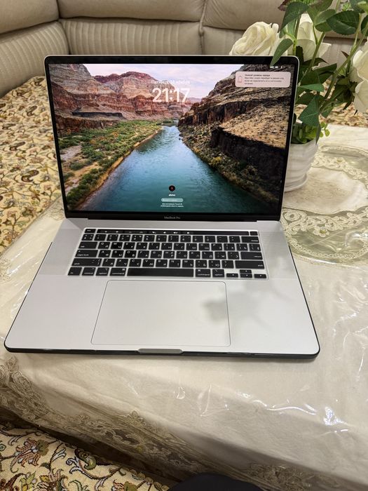 Macbook pro 16 inch 2019 intel core i9 16/1t