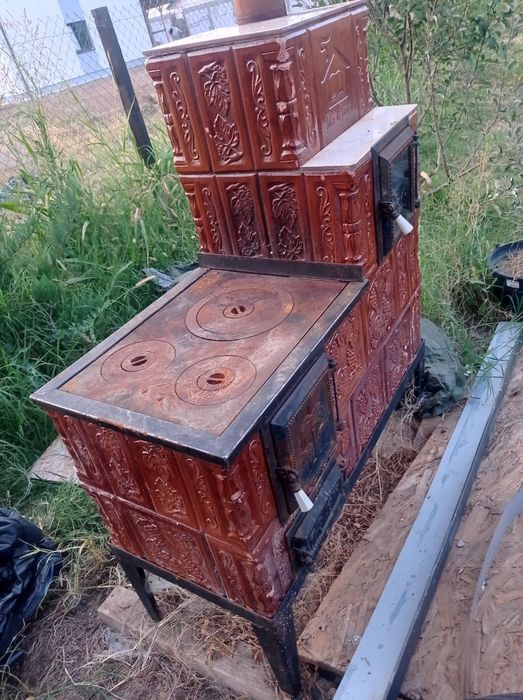 Sobă de gătit cu plită