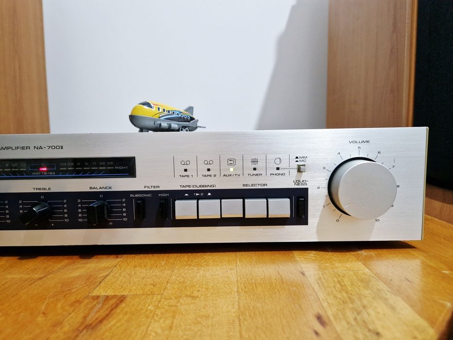 Nikko NA-700II – 2 x 57 W la 8Ω