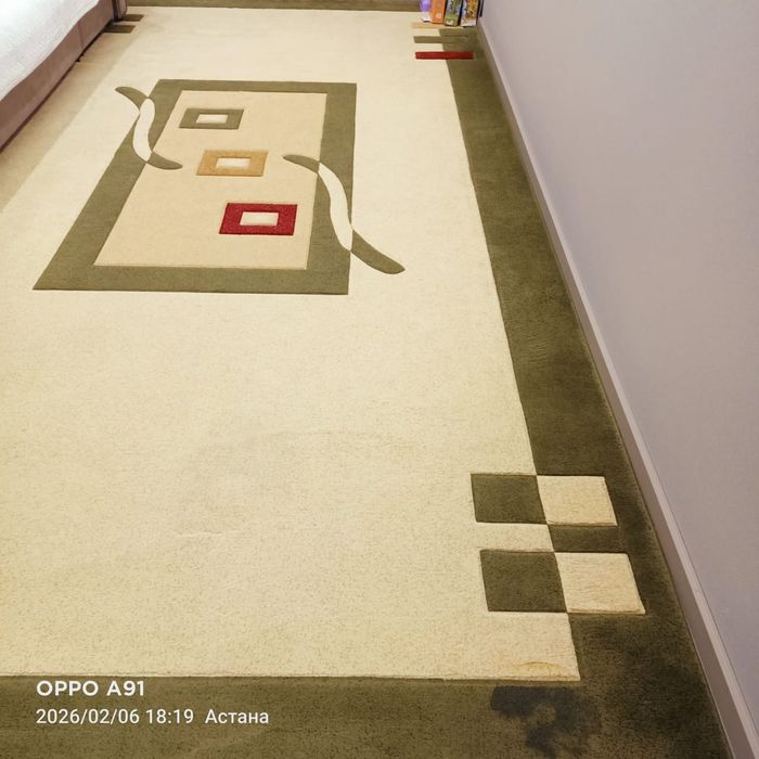 Продам ковер (палас)