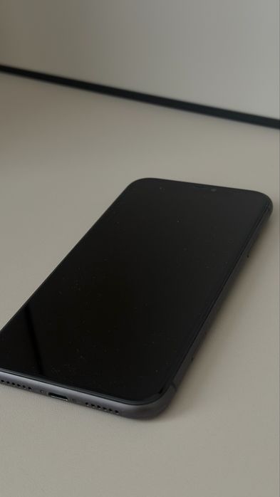 Продам iphone 11