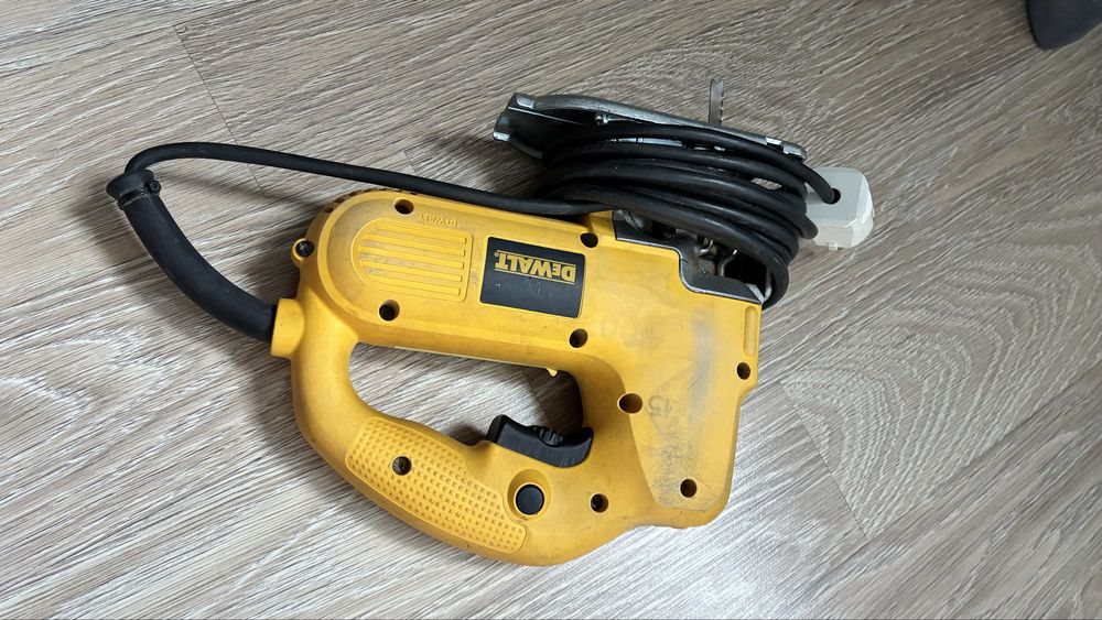 Dewalt болгарка инструмент